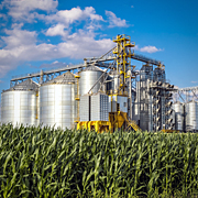 Modern Granary elevator (Photo credit: Jantsarik)