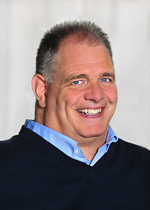 Dan Thompson Headshot